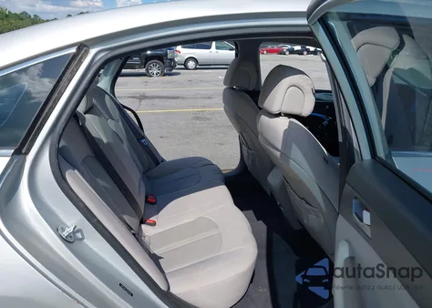 2016 Hyundai Sonata из США, поврежденный, VIN 5NPE24AF3GH404448